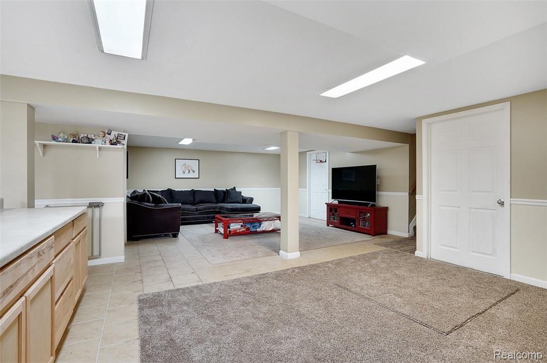 1231 Stellma Lane Rochester, MI 48309 - Photo 20 of 36 Finished Walkout Basement