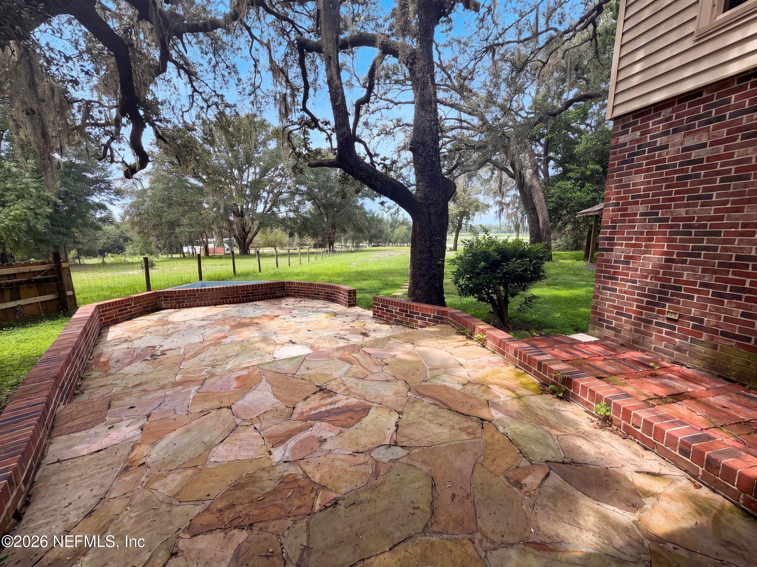 8042 County Line Road Melrose, FL 32666 - Photo 1 of 38 listing_0