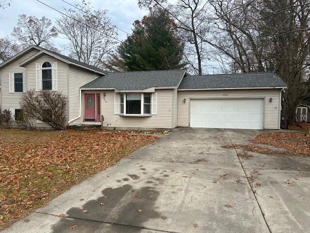 2046 North Roberts Road Muskegon, MI 49445 - Photo 1 of 1 Front of Home