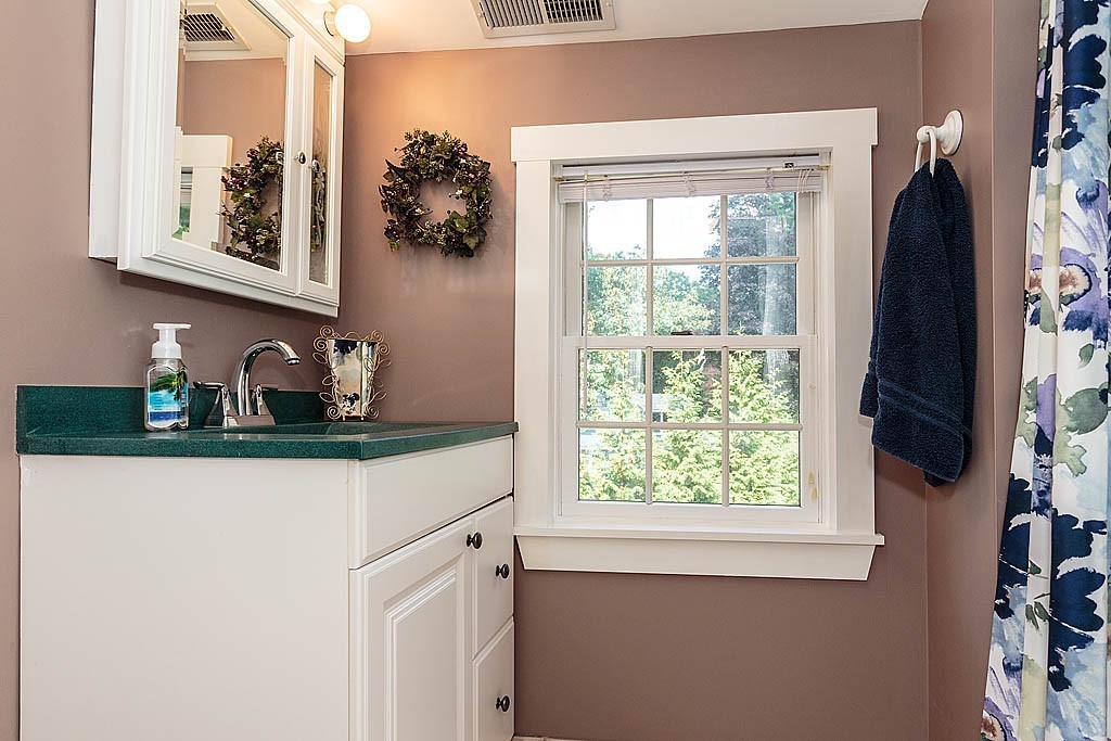 5 Manning Road Chelmsford, MA 01824 - Photo 17 of 27 Gallery Image 17