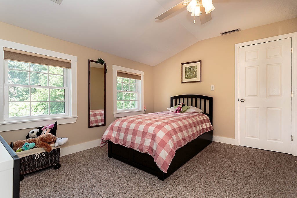 5 Manning Road Chelmsford, MA 01824 - Photo 6 of 27 Gallery Image 6