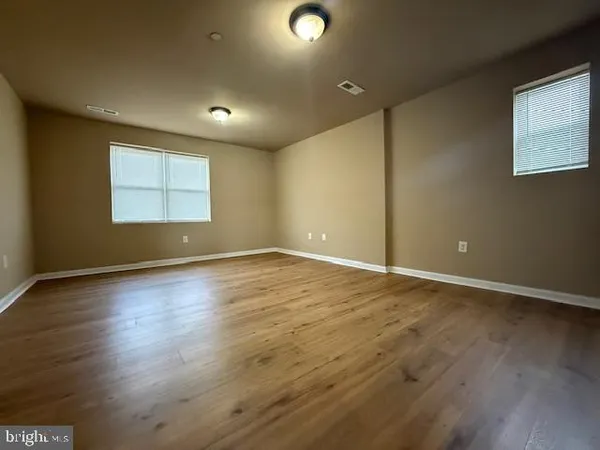 $1,200 | 4300 Liberty Heights Avenue, Unit 2C, Baltimore, MD 21207