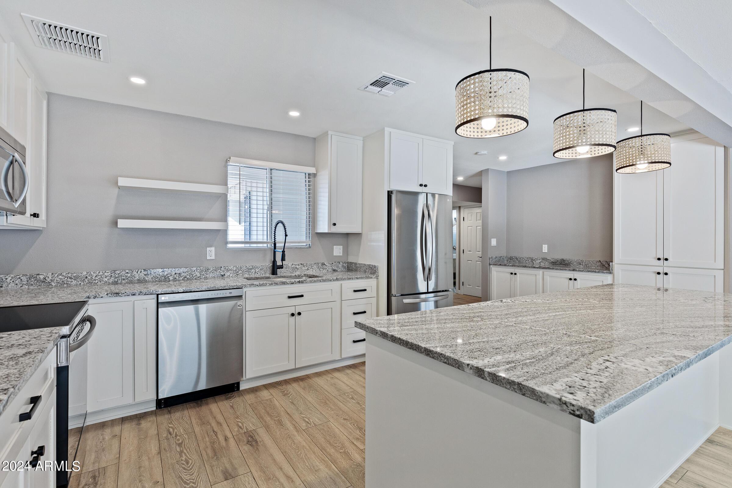 1267 East Riviera Drive Tempe, AZ 85282 - Photo 3 of 34 Photo #3