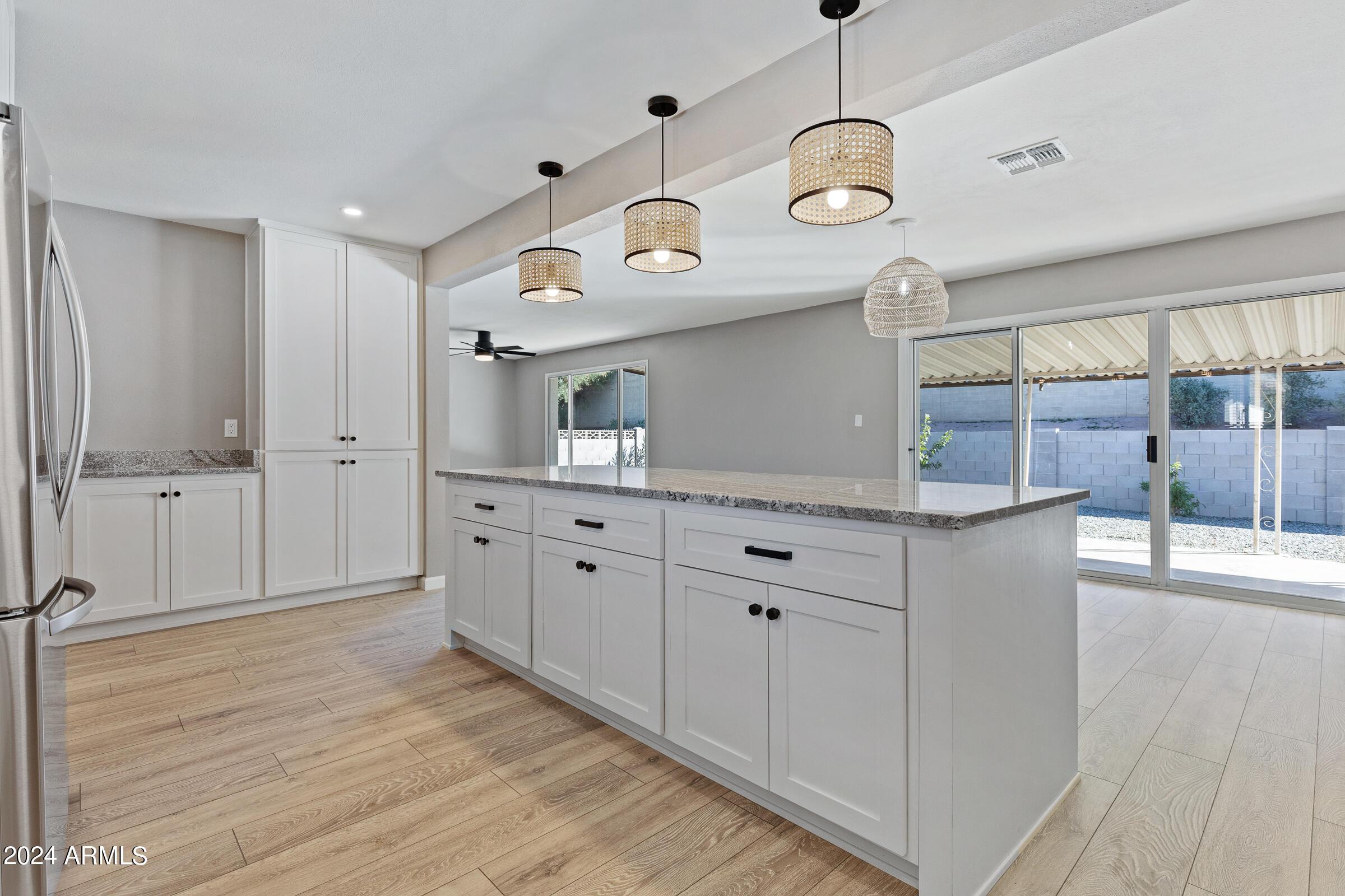 1267 East Riviera Drive Tempe, AZ 85282 - Photo 5 of 34 Photo #5