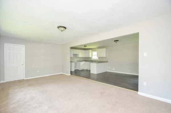 $1,495 | 206 Winkin Avenue, Crosby, TX 77532