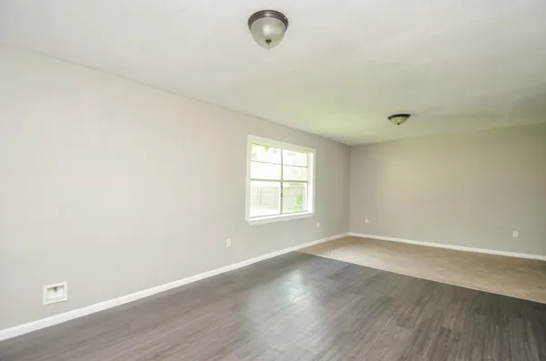 $1,495 | 206 Winkin Avenue, Crosby, TX 77532