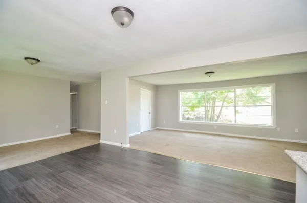 $1,495 | 206 Winkin Avenue, Crosby, TX 77532