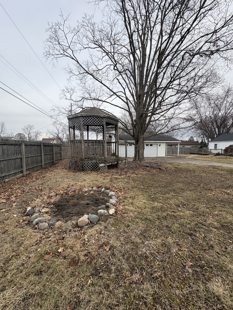1430 Meitzler Street Tilton, IL 61833 - Photo 14 of 17