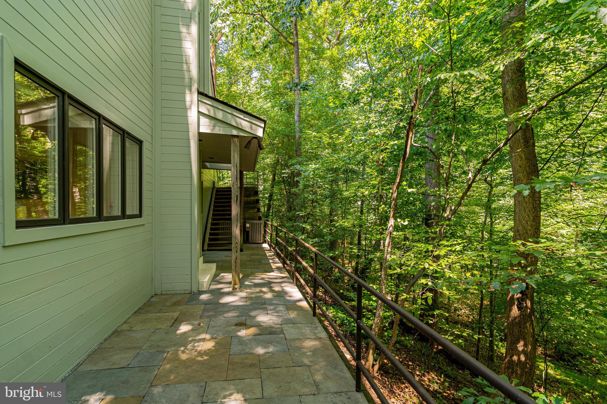 11615 Springridge Road Potomac, MD 20854 - Photo 25 of 38 Entrance to Lower Level Apartment