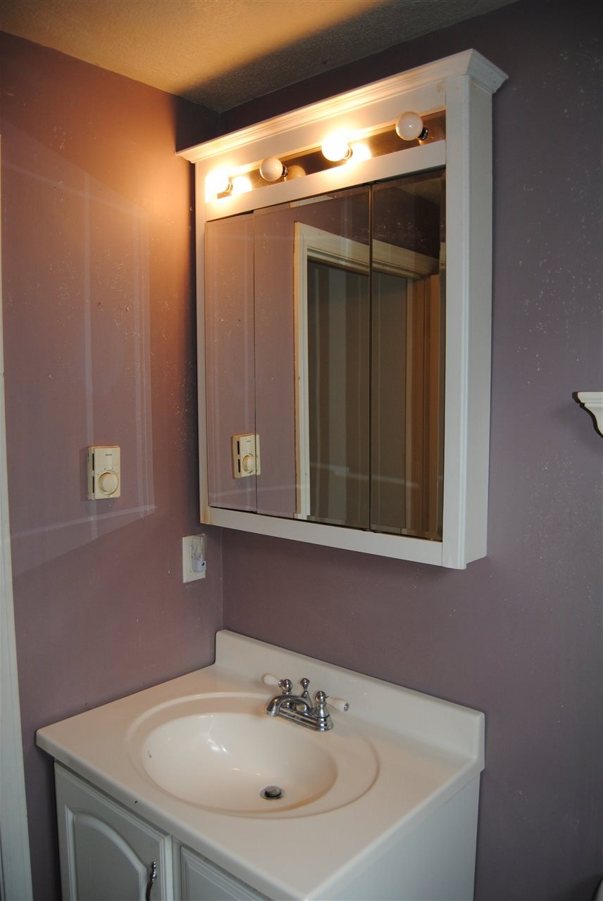 89 Scobie Pond Road, Unit A Derry, NH 03038 - Photo 22 of 29