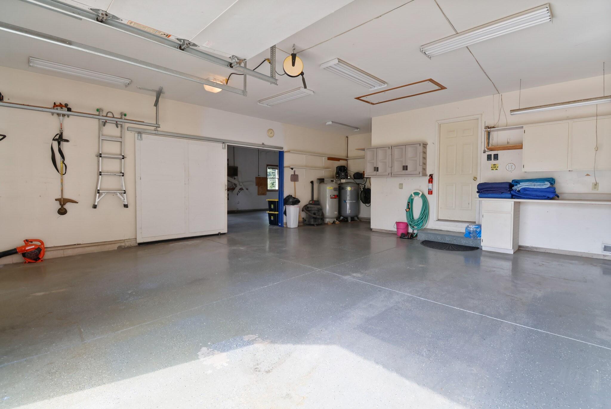 1 Jeflynn Court Kouts, IN 46347 - Photo 11 of 30 2048x1369