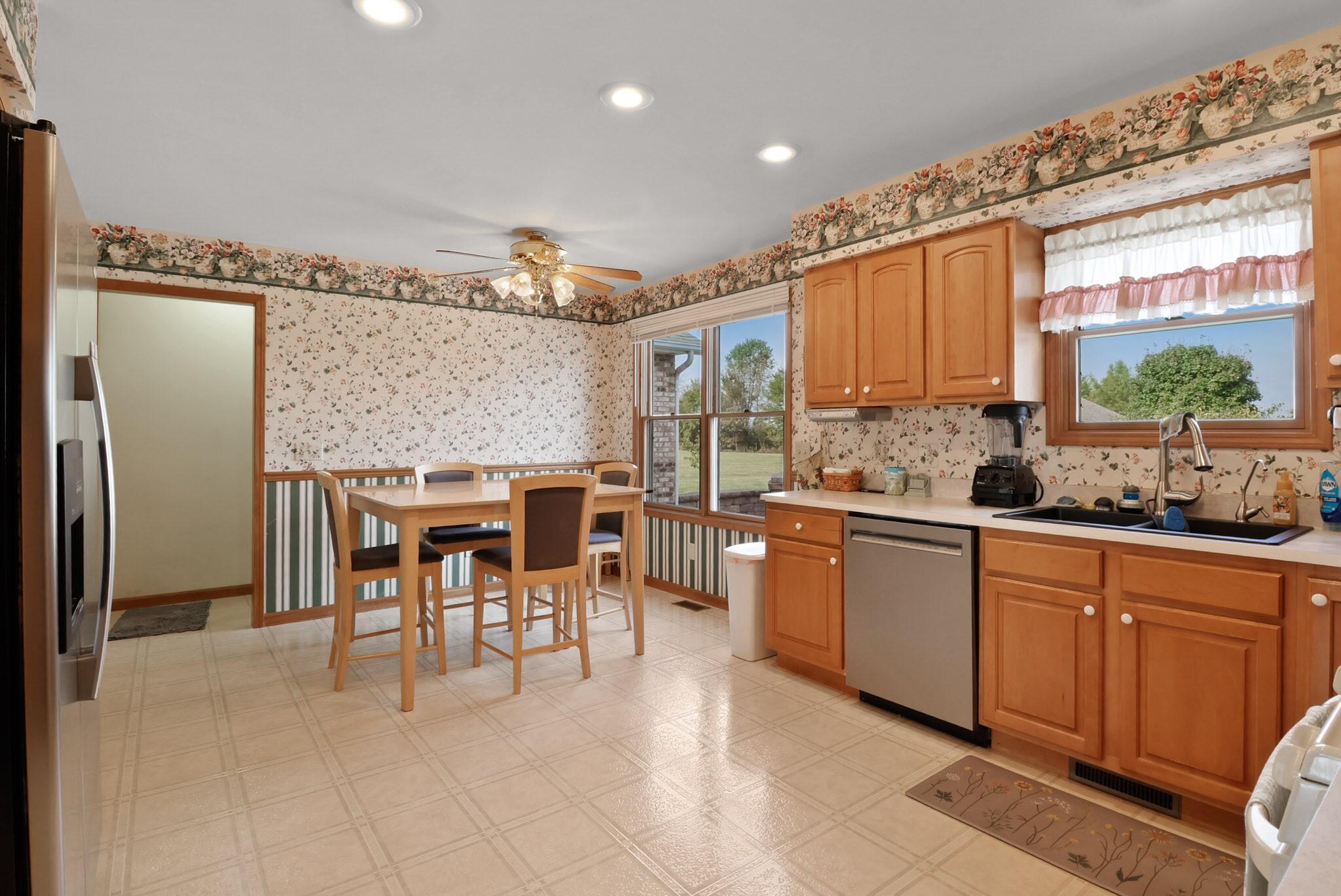 1 Jeflynn Court Kouts, IN 46347 - Photo 20 of 30 2048x1368