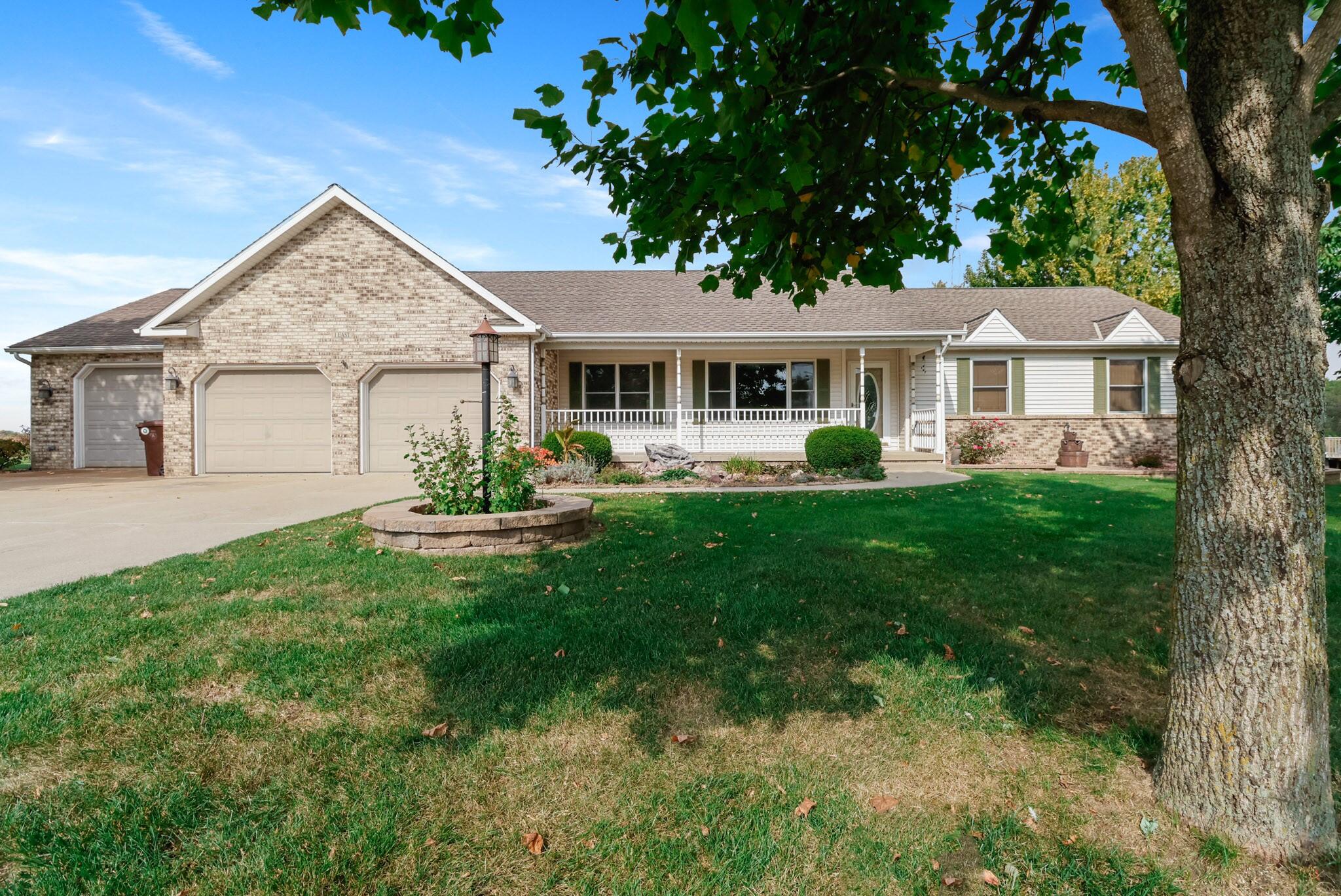 1 Jeflynn Court Kouts, IN 46347 - Photo 5 of 30 2048x1368