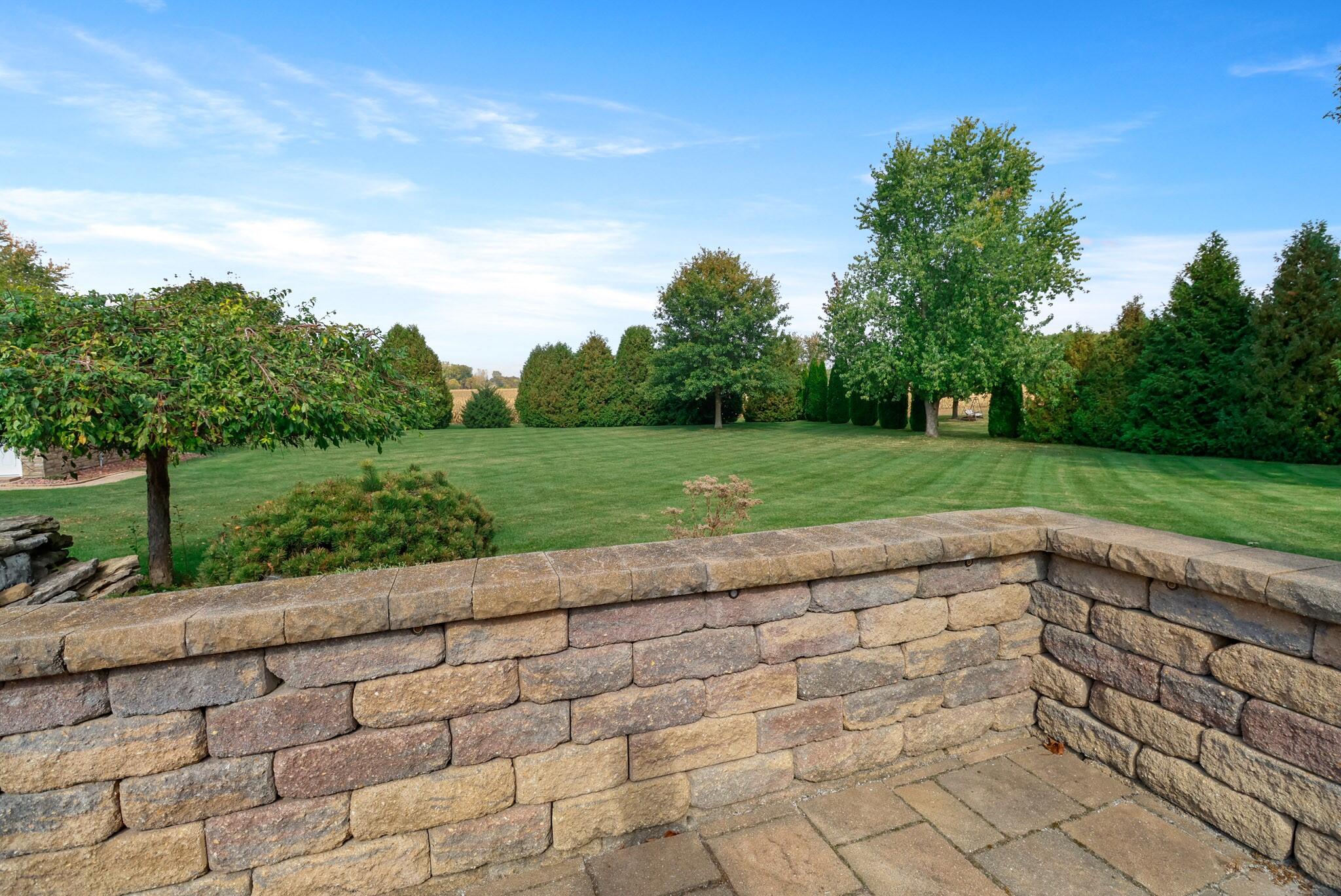 1 Jeflynn Court Kouts, IN 46347 - Photo 6 of 30 2048x1368