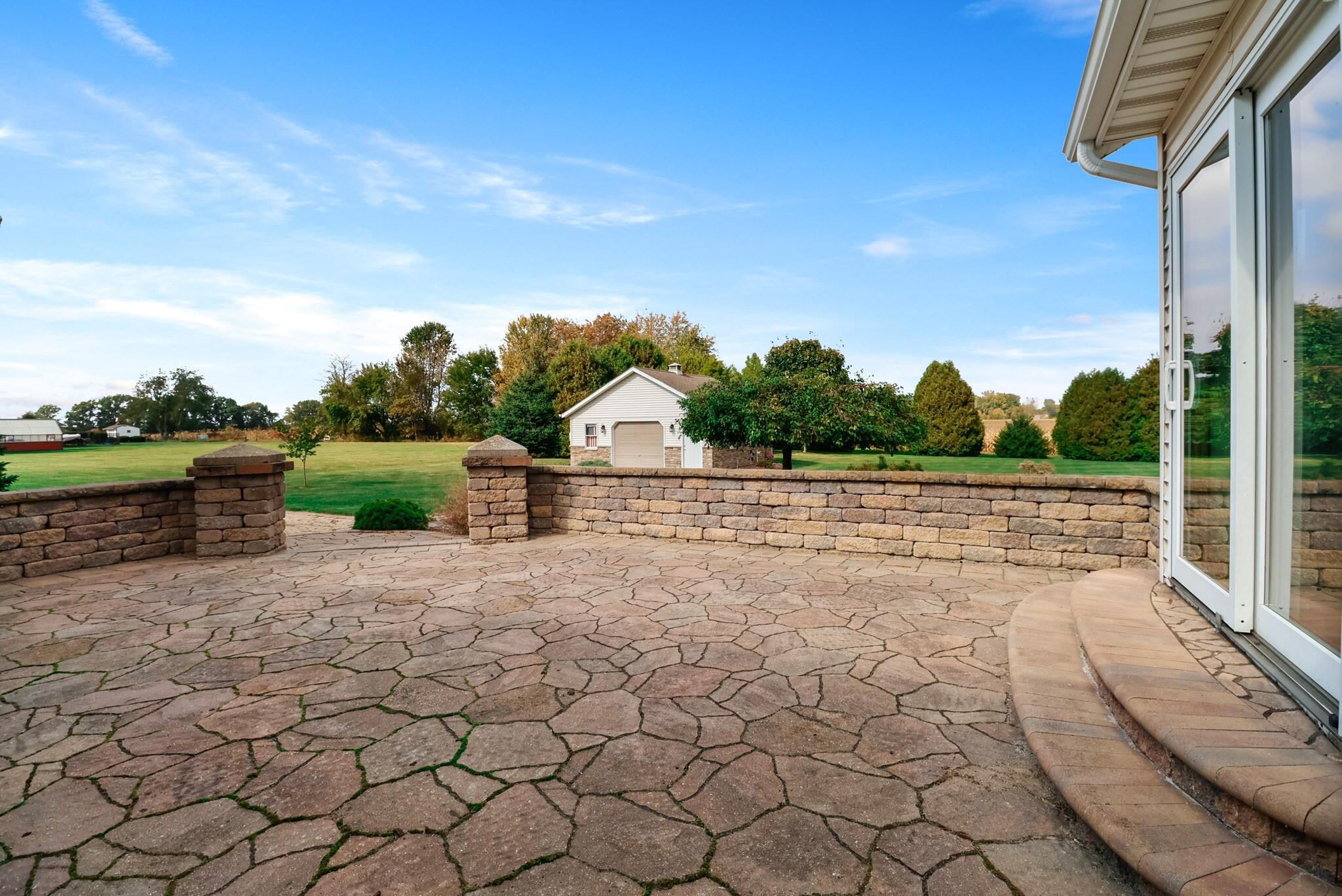 1 Jeflynn Court Kouts, IN 46347 - Photo 7 of 30 2048x1368