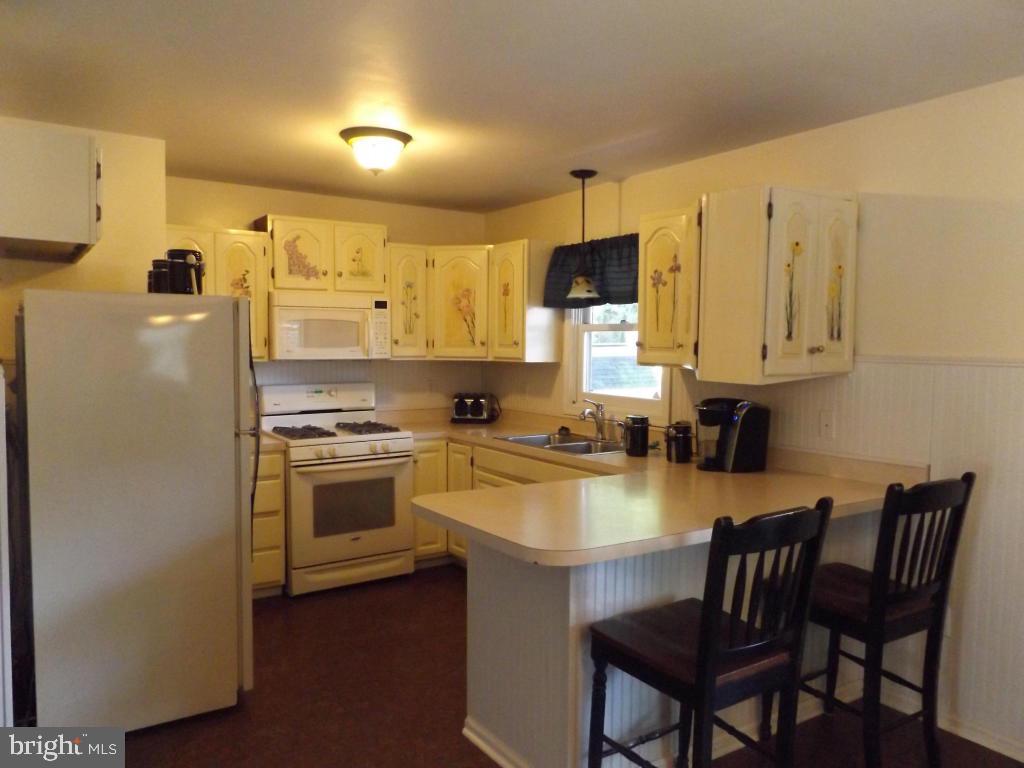 56 Riverside Avenue Lancaster, PA 17602 - Photo 5 of 30 Gallery Image 5