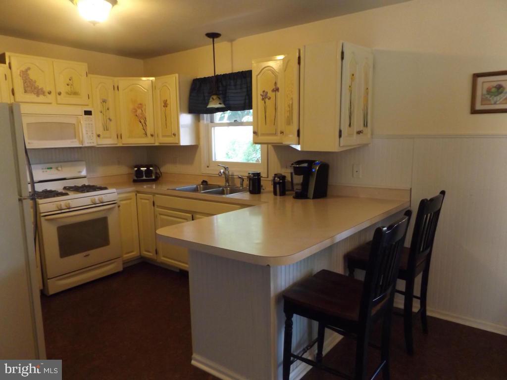 56 Riverside Avenue Lancaster, PA 17602 - Photo 6 of 30 Gallery Image 6
