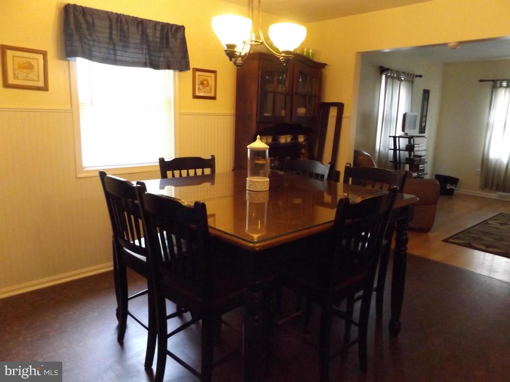 56 Riverside Avenue Lancaster, PA 17602 - Photo 10 of 30 Gallery Image 10