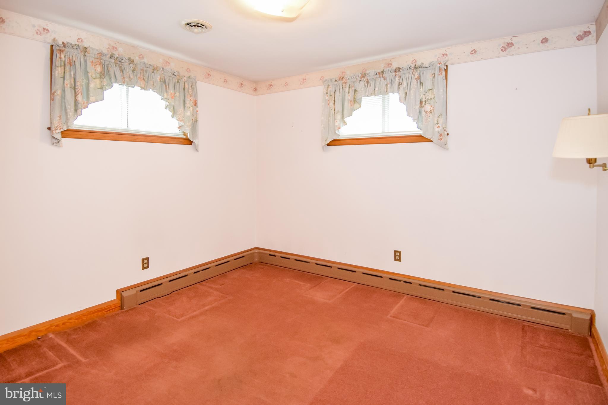 4501 Ridge Road Baltimore, MD 21236 - Photo 12 of 27 Primary Bedroom