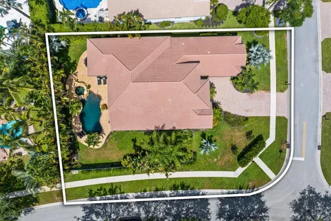 $995,000 | 8888 Rockridge Glen Cove, Boynton Beach, FL 33473