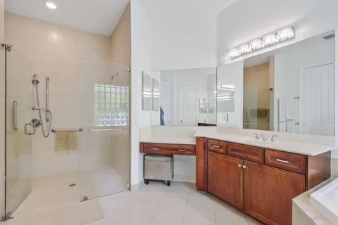 $995,000 | 8888 Rockridge Glen Cove, Boynton Beach, FL 33473