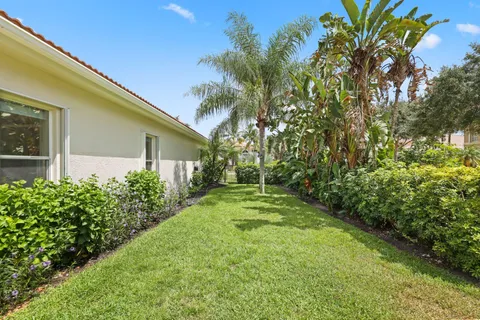 $995,000 | 8888 Rockridge Glen Cove, Boynton Beach, FL 33473