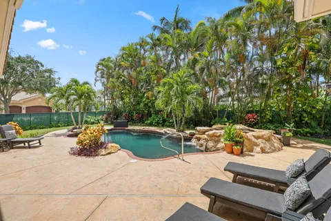 $995,000 | 8888 Rockridge Glen Cove, Boynton Beach, FL 33473