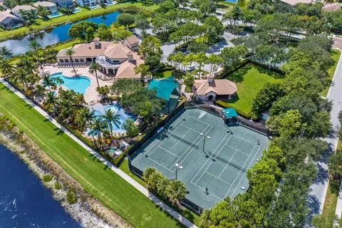 $995,000 | 8888 Rockridge Glen Cove, Boynton Beach, FL 33473