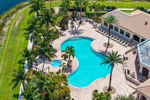 $995,000 | 8888 Rockridge Glen Cove, Boynton Beach, FL 33473