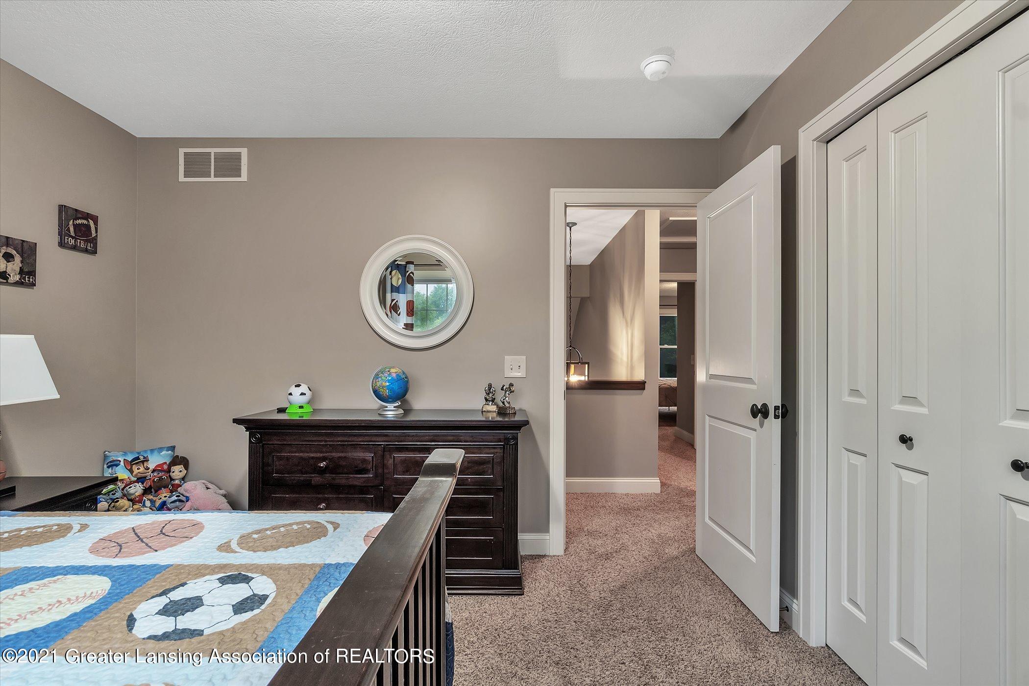 16070 Center Road East Lansing, MI 48823 - Photo 28 of 52 32-16070 Center Rd-Windowstill Real Esta