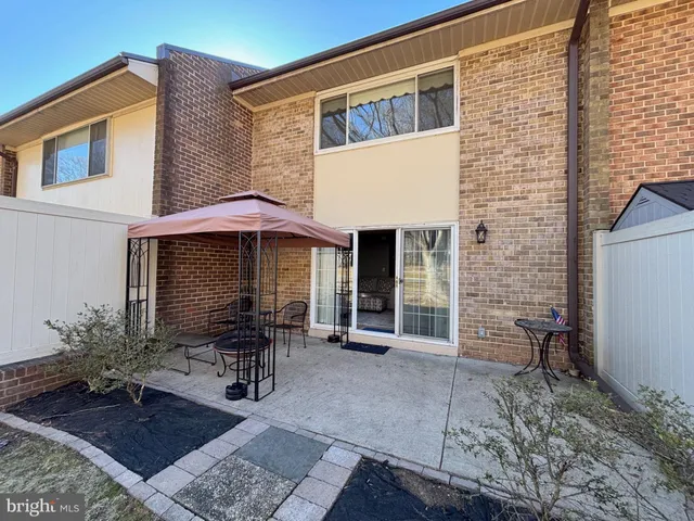 $260,000 | 3210 Gleneagles Drive, Unit 109F, Silver Spring, MD 20906