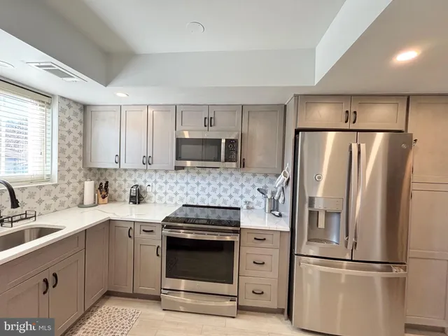 $260,000 | 3210 Gleneagles Drive, Unit 109F, Silver Spring, MD 20906