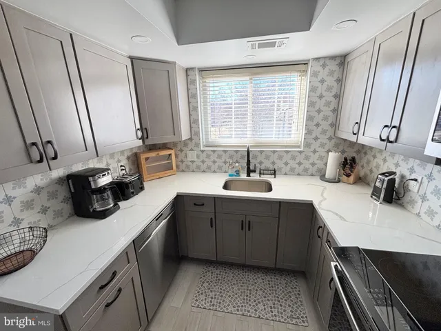 $260,000 | 3210 Gleneagles Drive, Unit 109F, Silver Spring, MD 20906