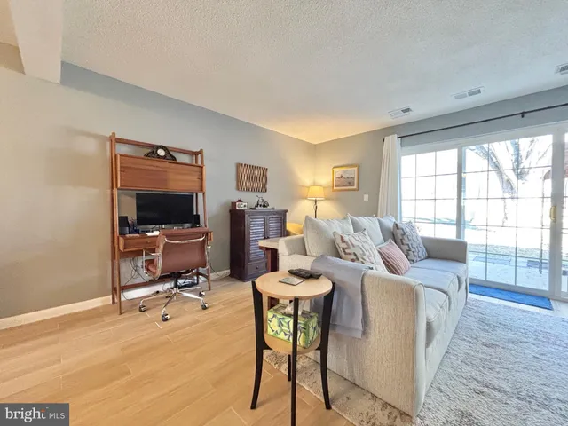 $260,000 | 3210 Gleneagles Drive, Unit 109F, Silver Spring, MD 20906