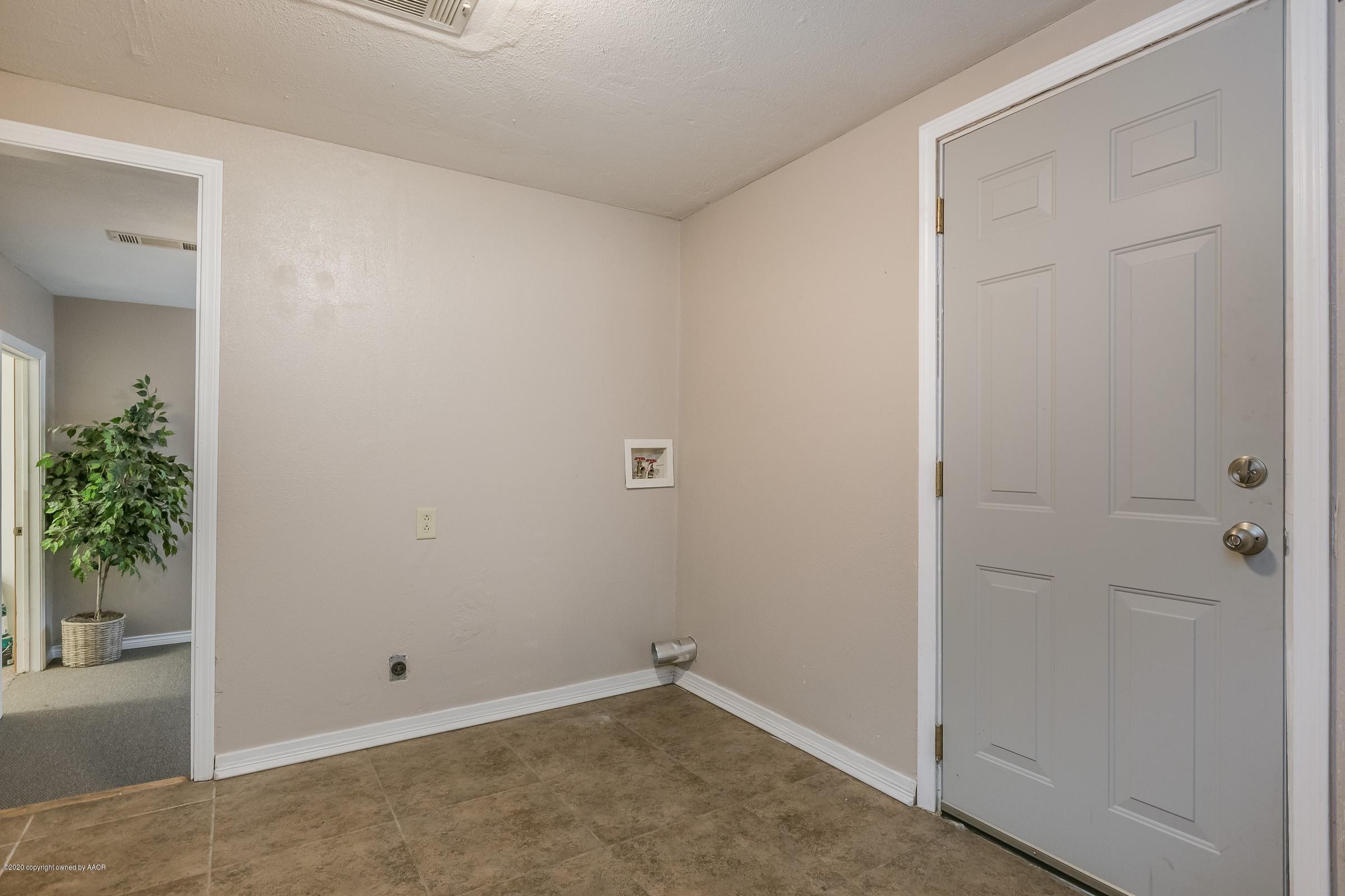 4301 South Jackson Street Amarillo, TX 79110 - Photo 8 of 18