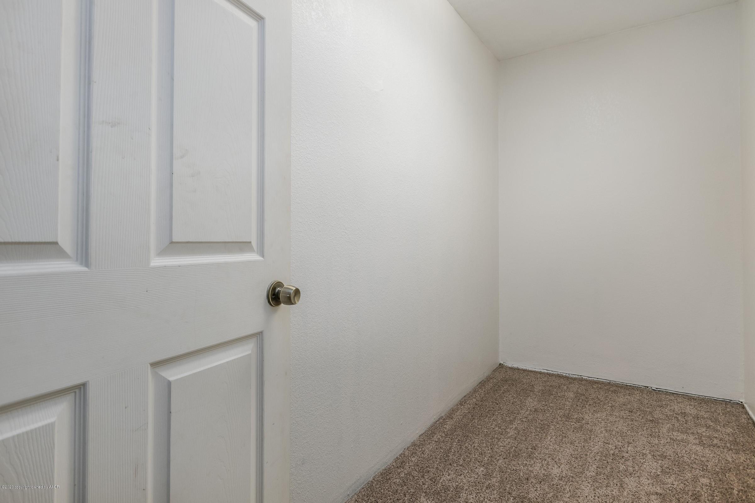 4301 South Jackson Street Amarillo, TX 79110 - Photo 10 of 18 a view of small space