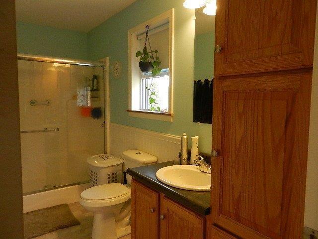 275 Hallowell Road Augusta, ME 04330 - Photo 18 of 26 Bath off Master Bedroom