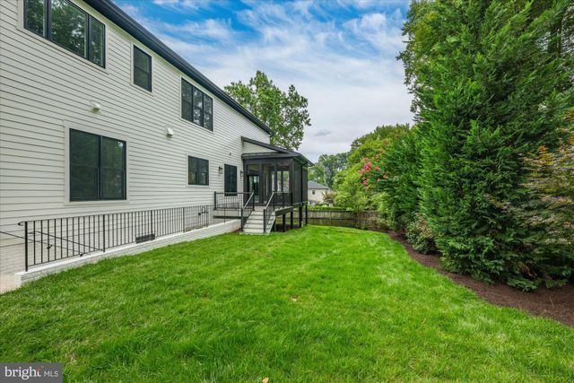 $2,800,000 | 1824 Deer Drive, McLean, VA 22101