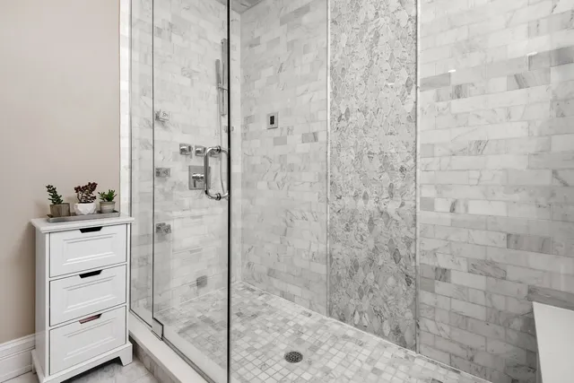 $839,800 | 3708 North Southport Avenue, Unit 3, Chicago, IL 60613