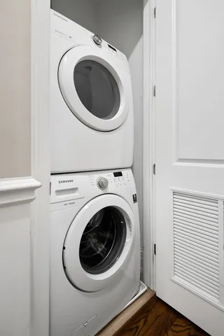 $839,800 | 3708 North Southport Avenue, Unit 3, Chicago, IL 60613