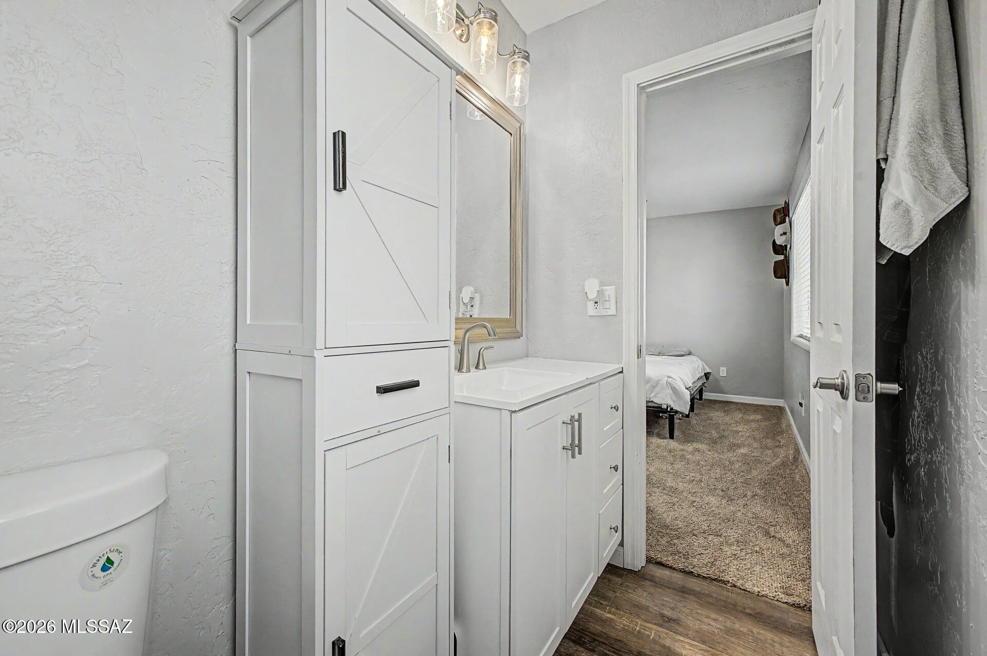 3249 South Serena Circle Tucson, AZ 85730 - Photo 18 of 27 Master bathroom