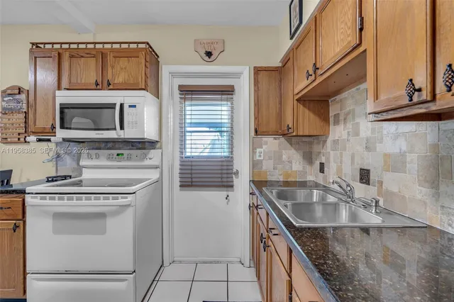 $749,000 | 249 Carlisle Drive, Miami Springs, FL 33166