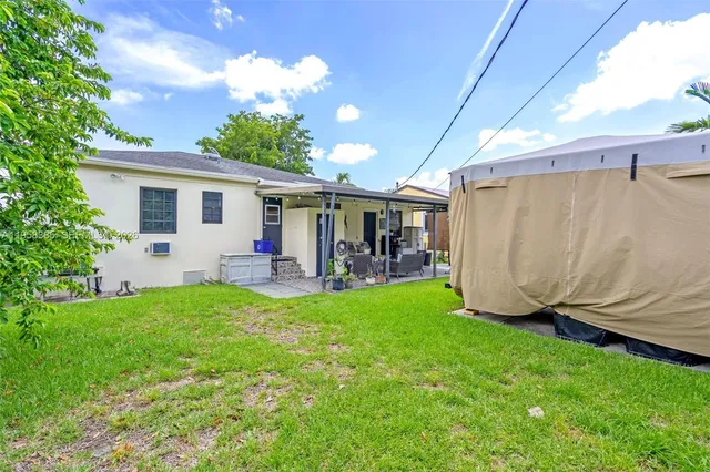 $749,000 | 249 Carlisle Drive, Miami Springs, FL 33166