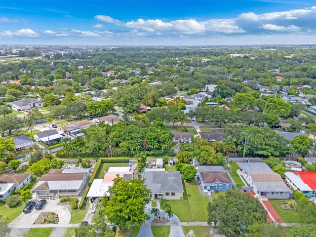 $749,000 | 249 Carlisle Drive, Miami Springs, FL 33166