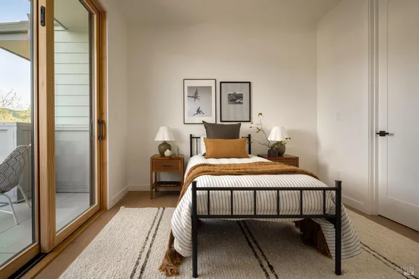 $1,575,000 | 709 C Street, Unit 2, San Rafael, CA 94901