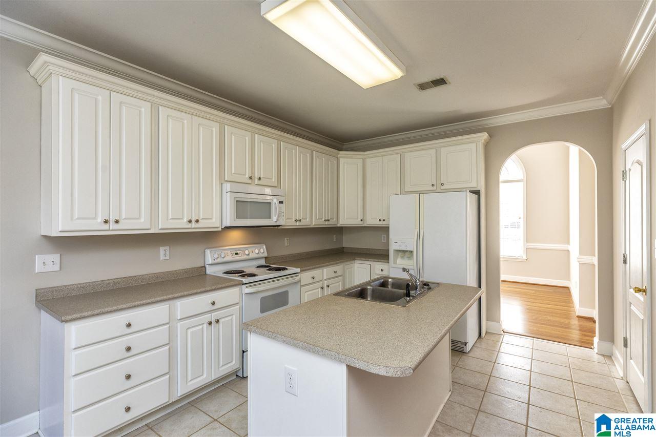 100 Silverstone Lane Alabaster, AL 35007 - Photo 14 of 44