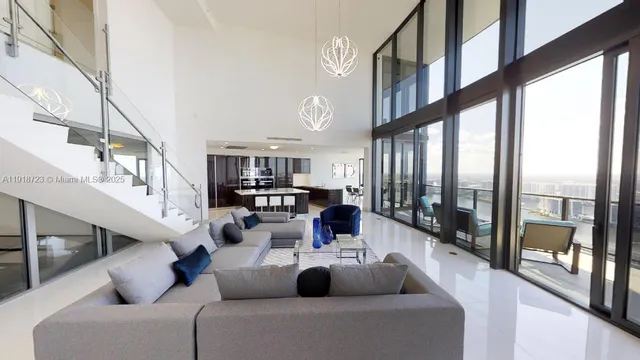 $6,700,000 | 18555 Collins Avenue, Unit 4804, Sunny Isles Beach, FL 33160