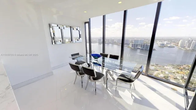 $6,700,000 | 18555 Collins Avenue, Unit 4804, Sunny Isles Beach, FL 33160