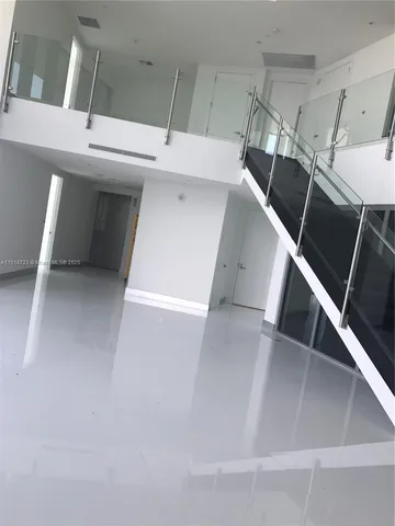 $6,700,000 | 18555 Collins Avenue, Unit 4804, Sunny Isles Beach, FL 33160