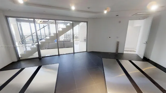 $6,700,000 | 18555 Collins Avenue, Unit 4804, Sunny Isles Beach, FL 33160